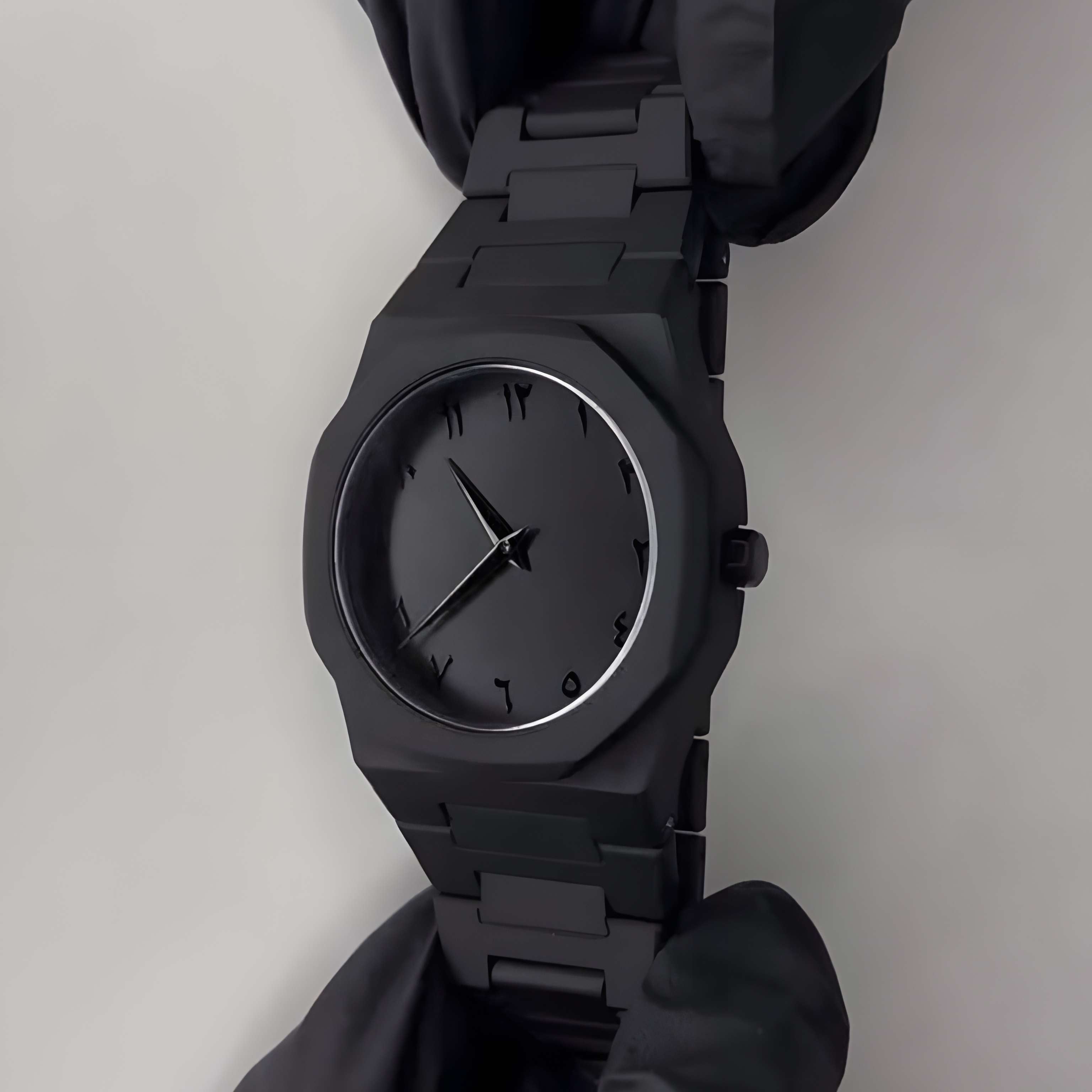 Arabic Aura Watch – Elegant Black Wristwatch with Arabic Numerals