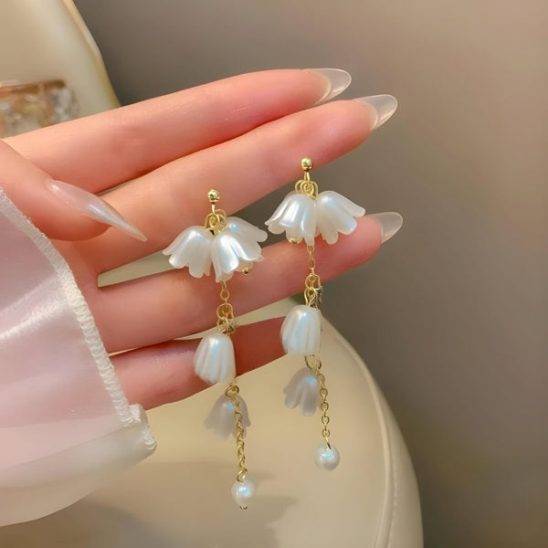 Elegant Pearl And Flower Drop Earrings