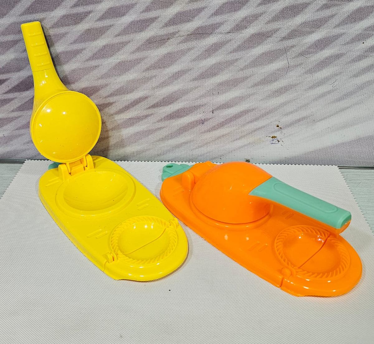 2-in-1 Samosa & Dumpling Maker